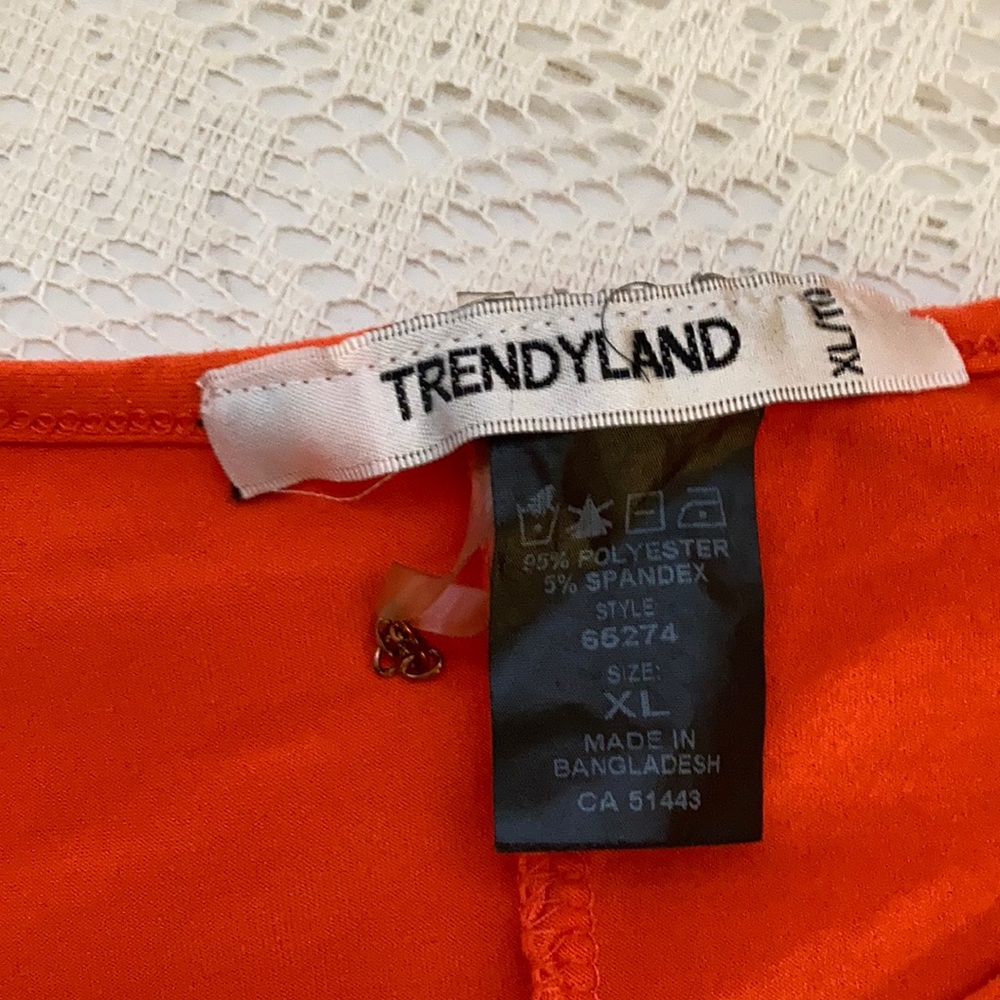Trendy Land Cold Shoulder Blouse - Picture 5 of 5
